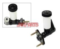 UB9341400A Clutch Master Cylinder